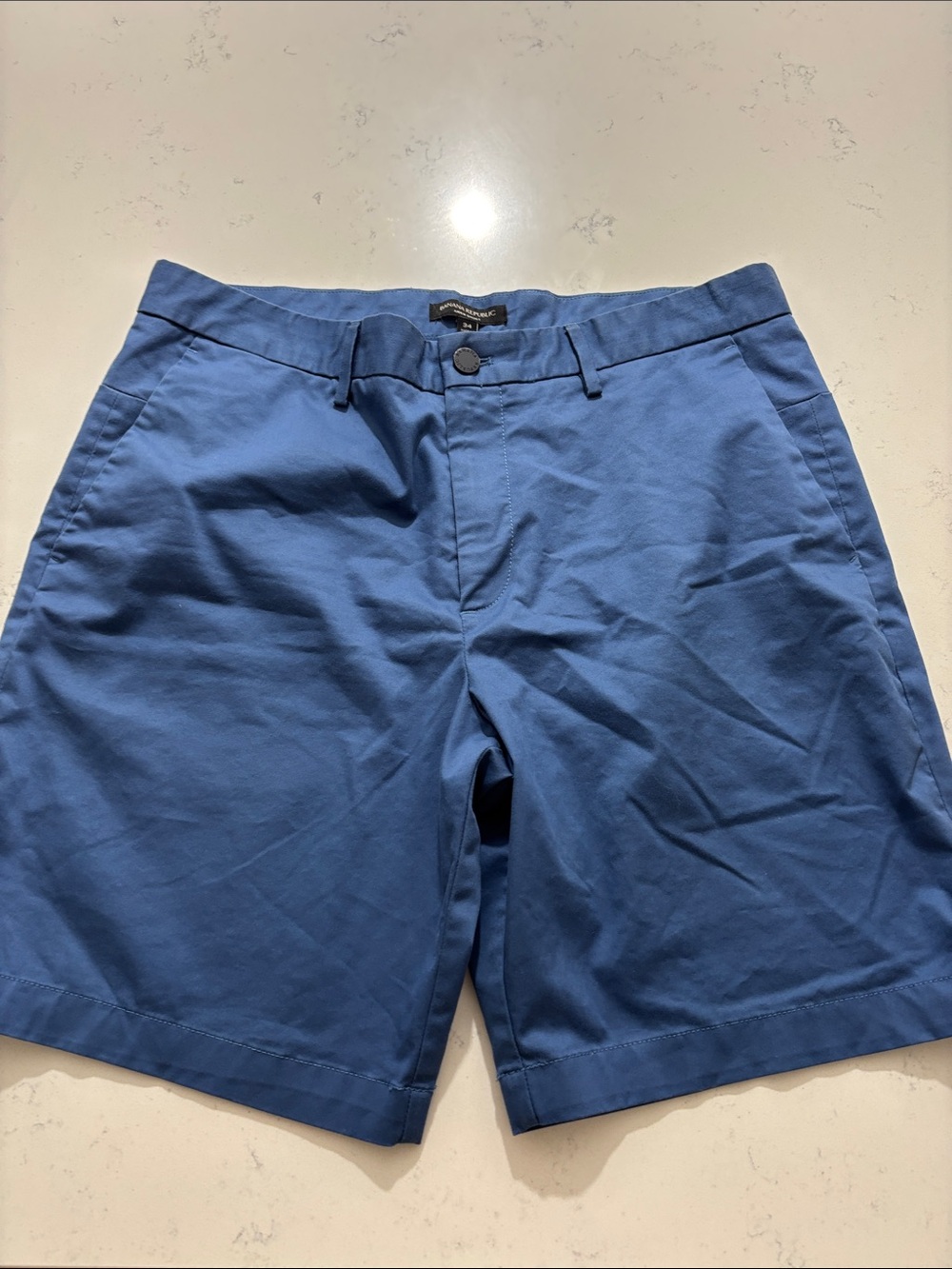Banana Republic Men’s Blue Flat-Front Chino Shorts